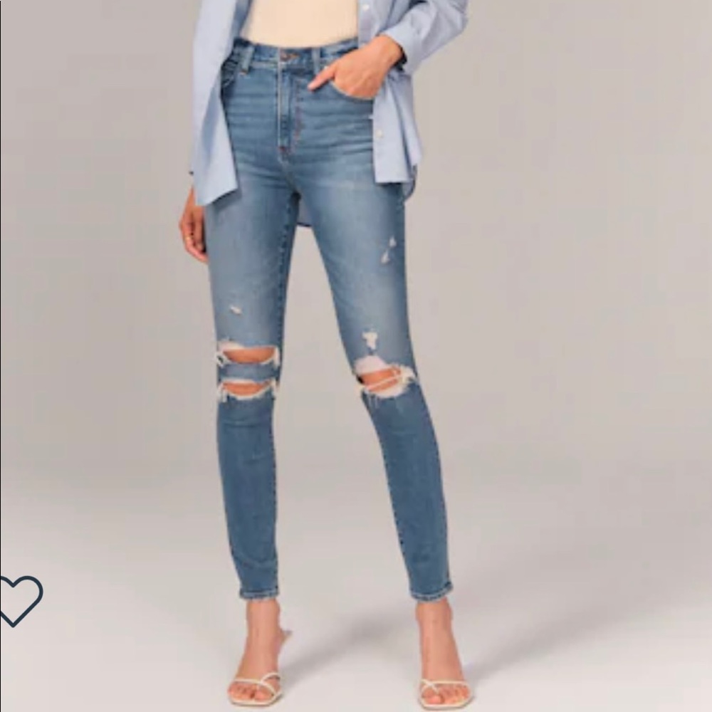 Abercrombie & Fitch High Rise Distressed Jeans